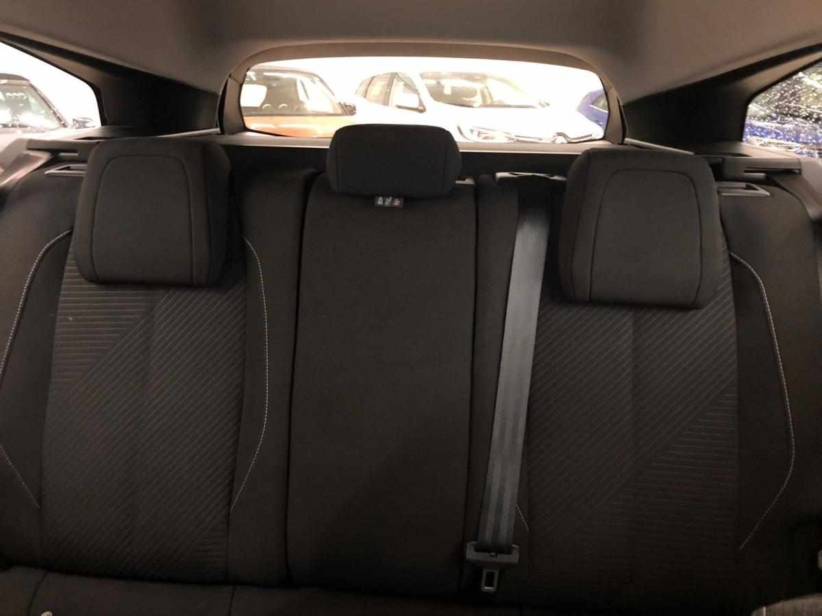 peugeot-308-sw-2022-diesel-1499cc