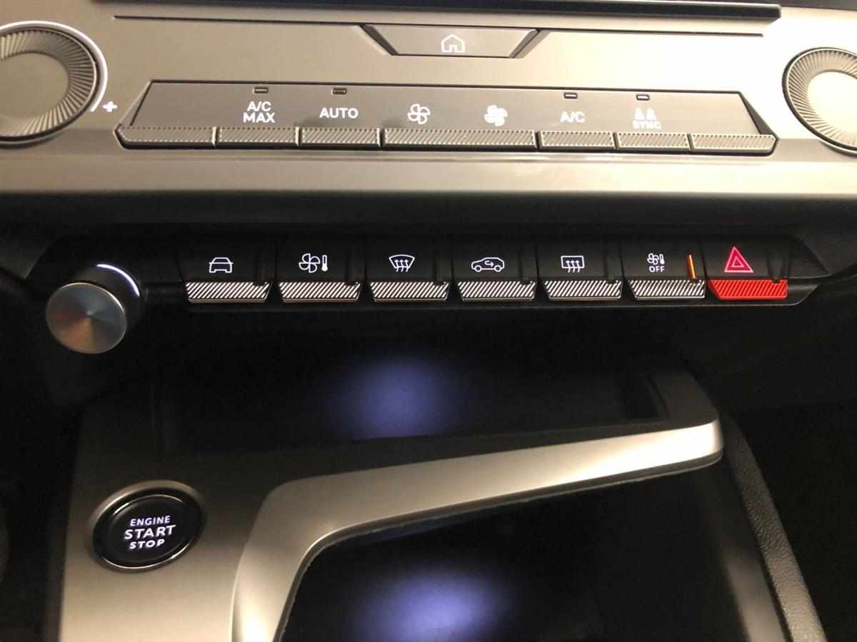 peugeot-308-sw-2022-diesel-1499cc