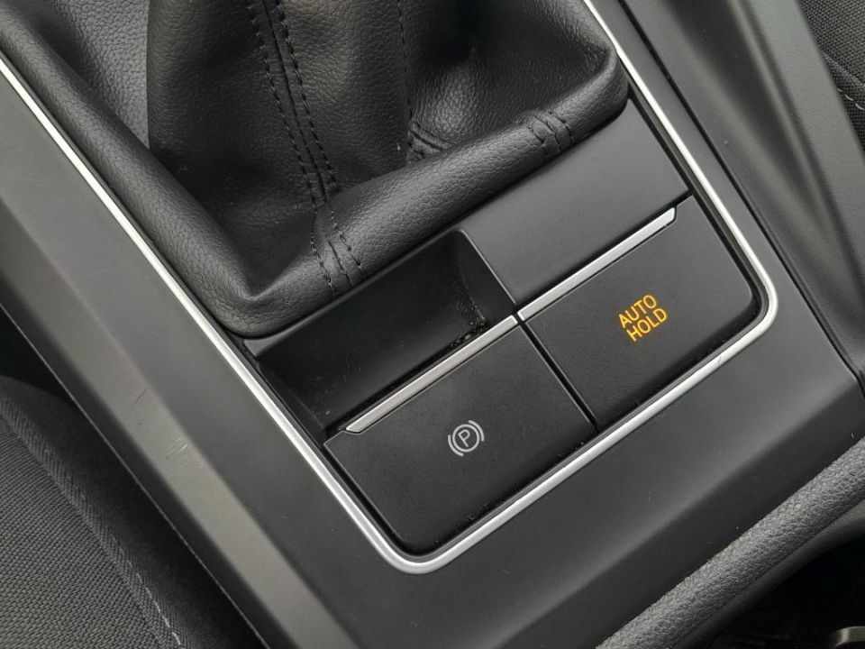 volkswagen-golf-2021-gasolina-1498cc