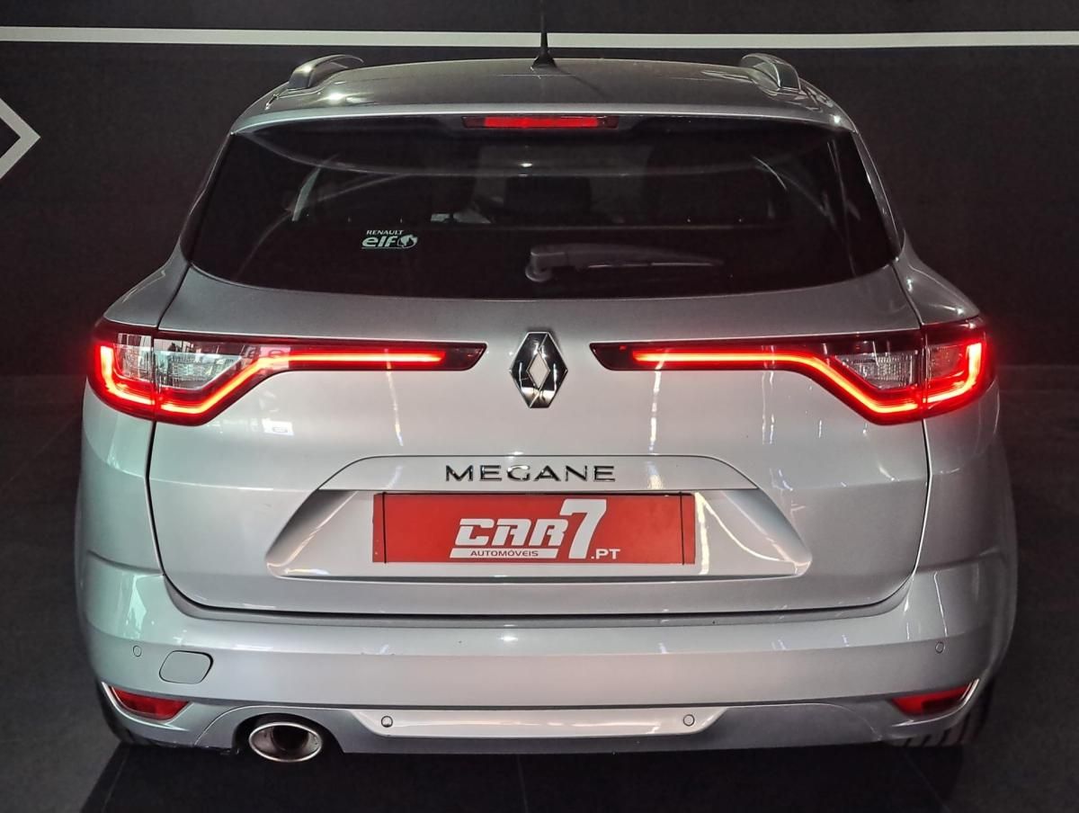 renault-megane-sport-tourer-2018-diesel-1461cc