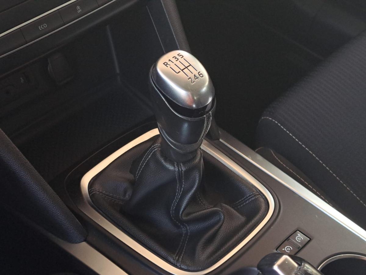 renault-megane-sport-tourer-2018-diesel-1461cc