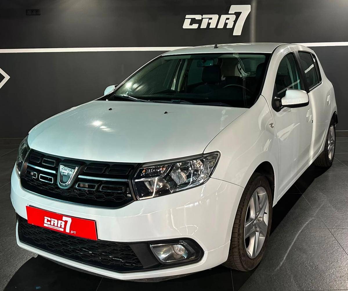 dacia-sandero-2019-gasolina-999cc