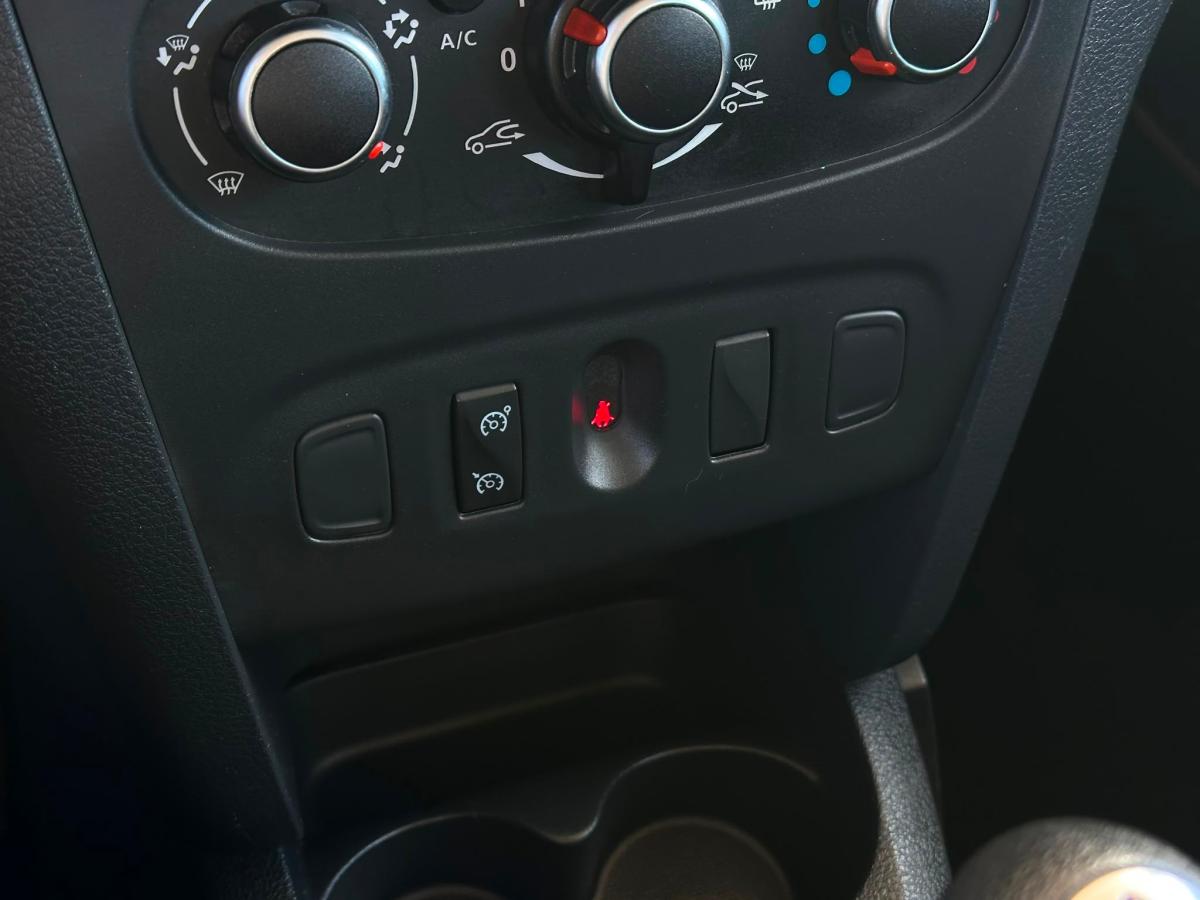 dacia-sandero-2019-gasolina-999cc
