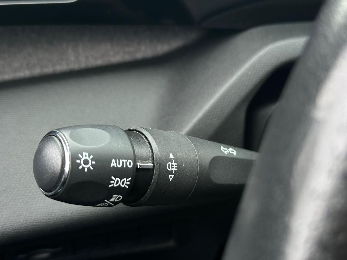 peugeot-308-2022-diesel-1499cc