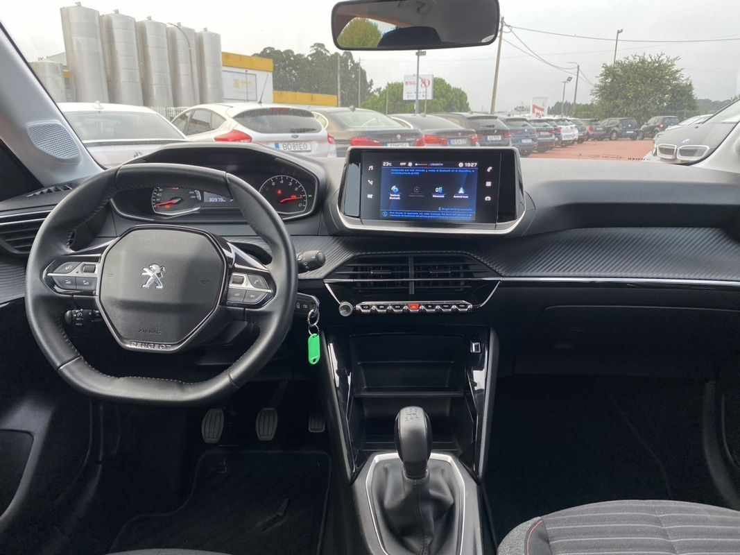 peugeot-208-2021-gasolina-1199cc