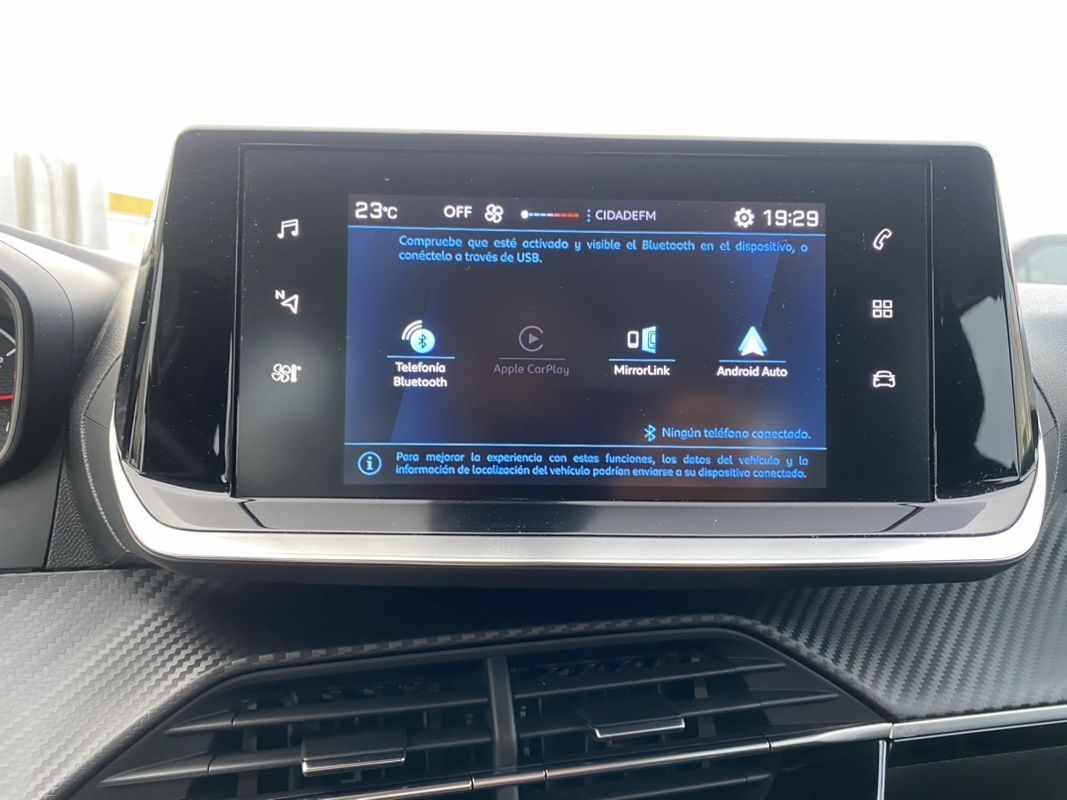 peugeot-208-2021-gasolina-1199cc