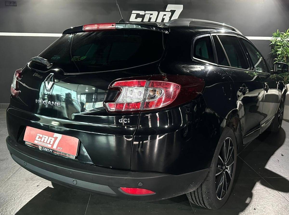 renault-megane-sport-tourer-2013-diesel-1598cc