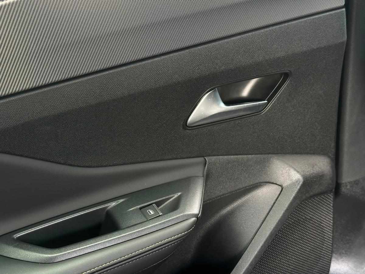 peugeot-408-2023-hibrido-a-gasolina-1598cc
