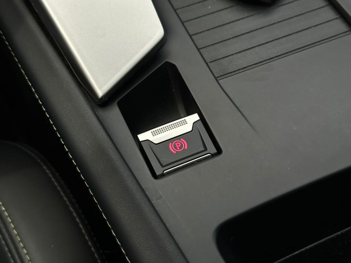peugeot-408-2023-hibrido-a-gasolina-1598cc