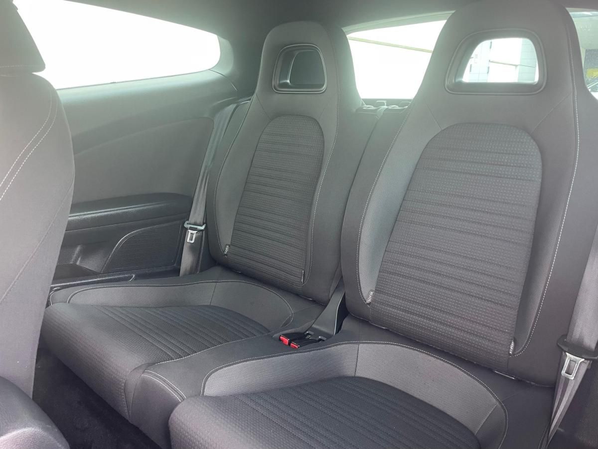 volkswagen-scirocco-2011-diesel-1968cc