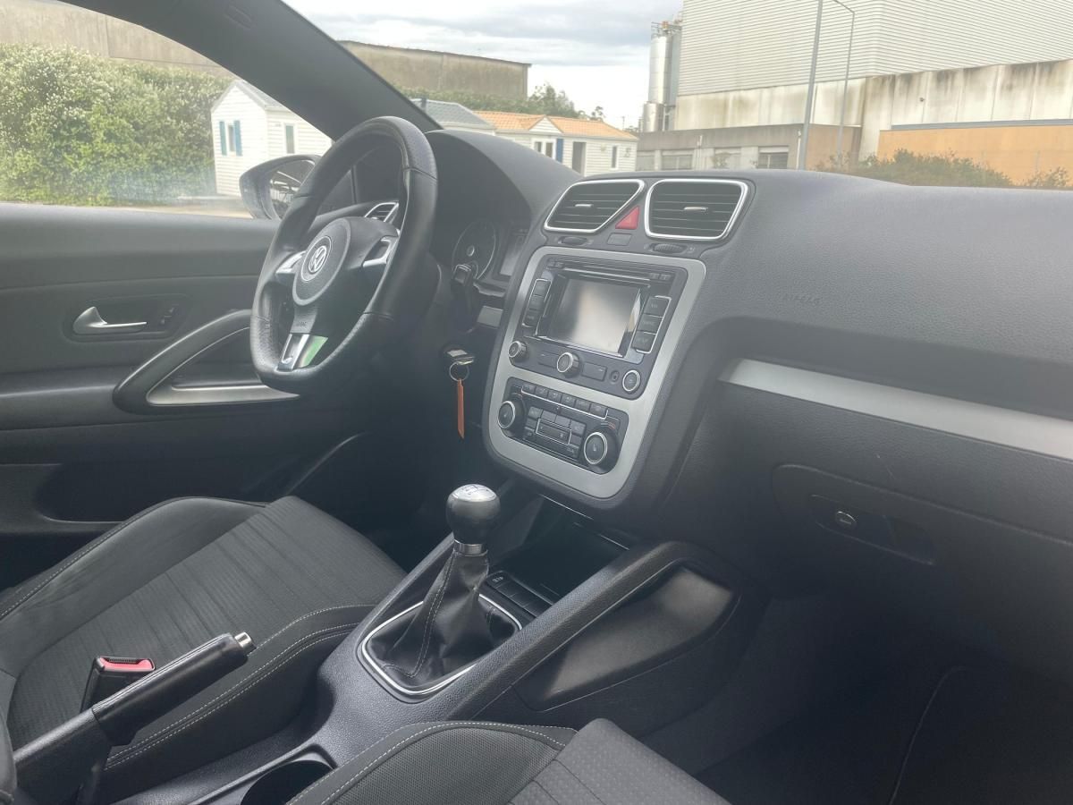 volkswagen-scirocco-2011-diesel-1968cc