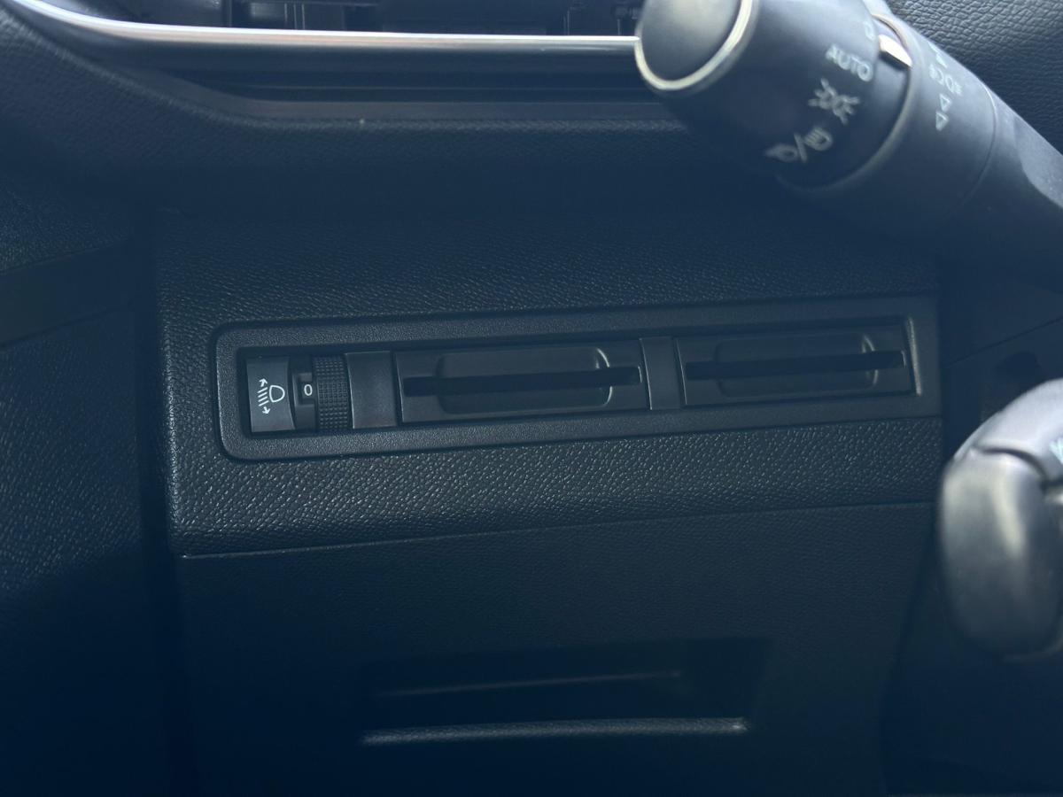peugeot-3008-2018-diesel-1499cc