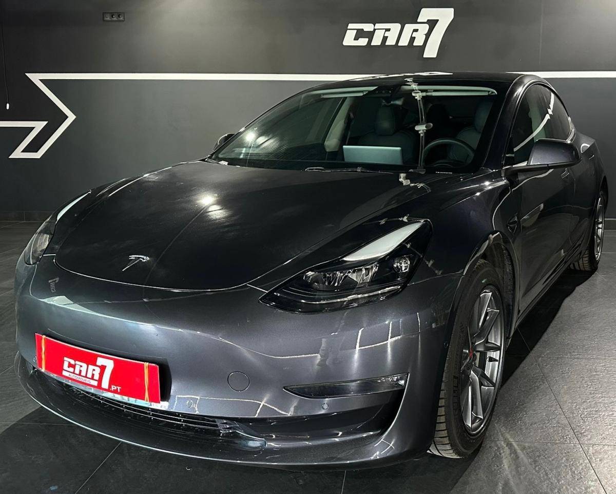 tesla-model-3-2021-eletrico-500cc
