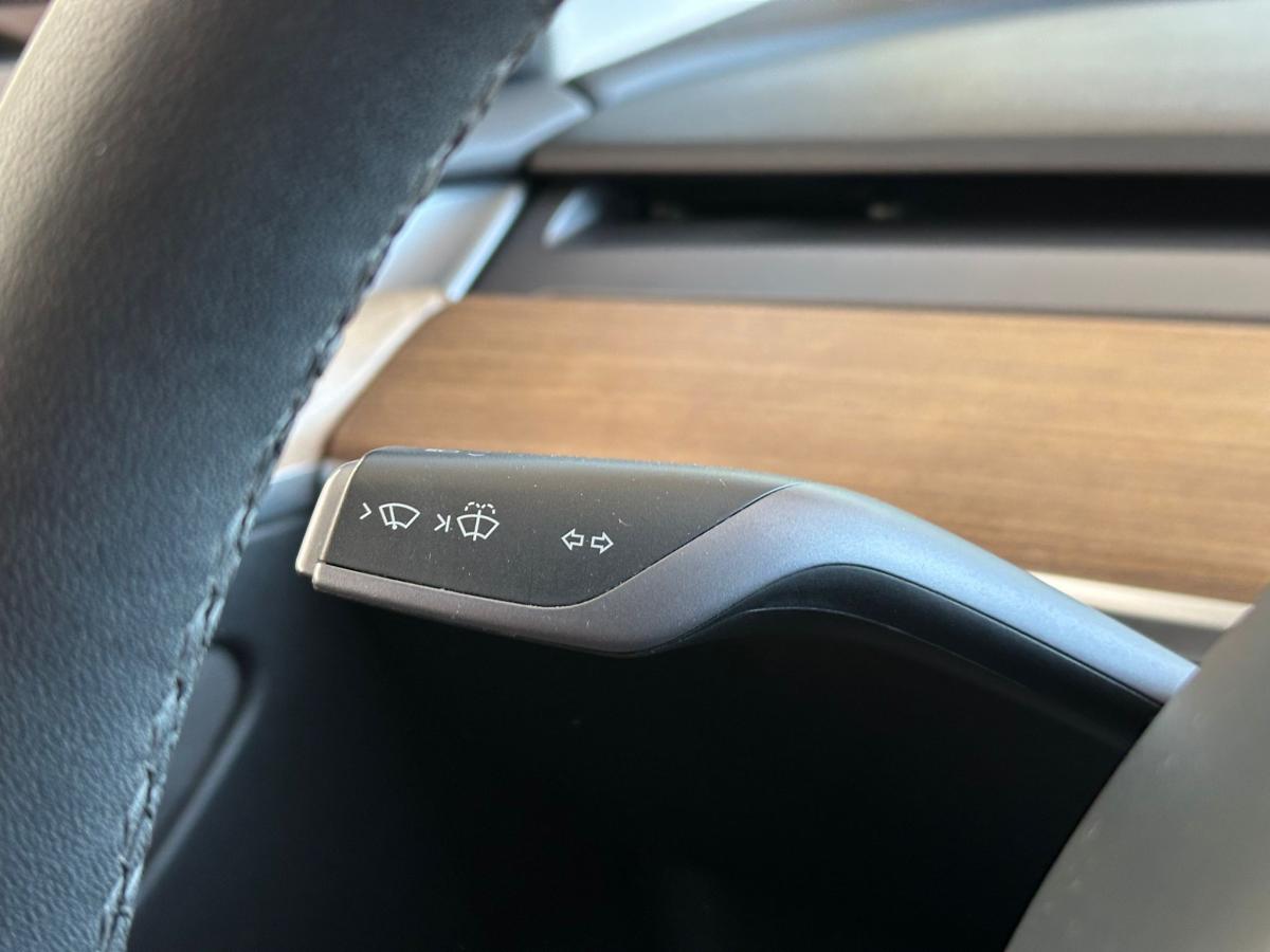 tesla-model-3-2021-eletrico-500cc