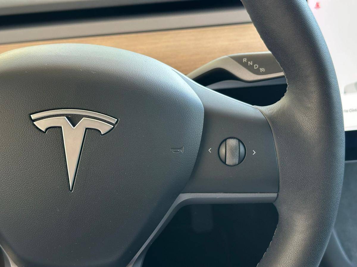 tesla-model-3-2021-eletrico-500cc