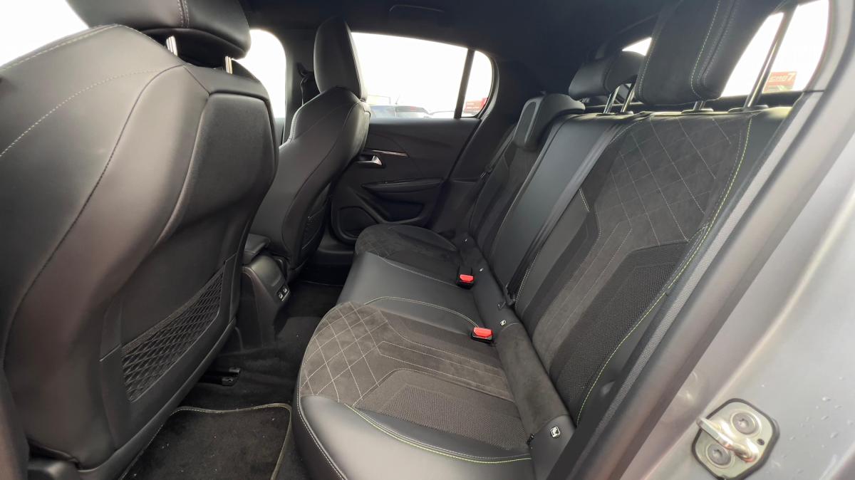 peugeot-208-2021-eletrico-500cc