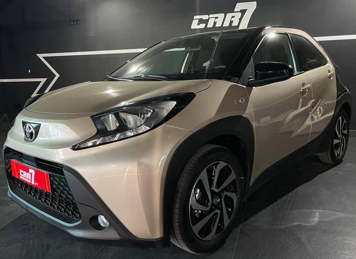 toyota-aygo-x-2025-gasolina-998cc