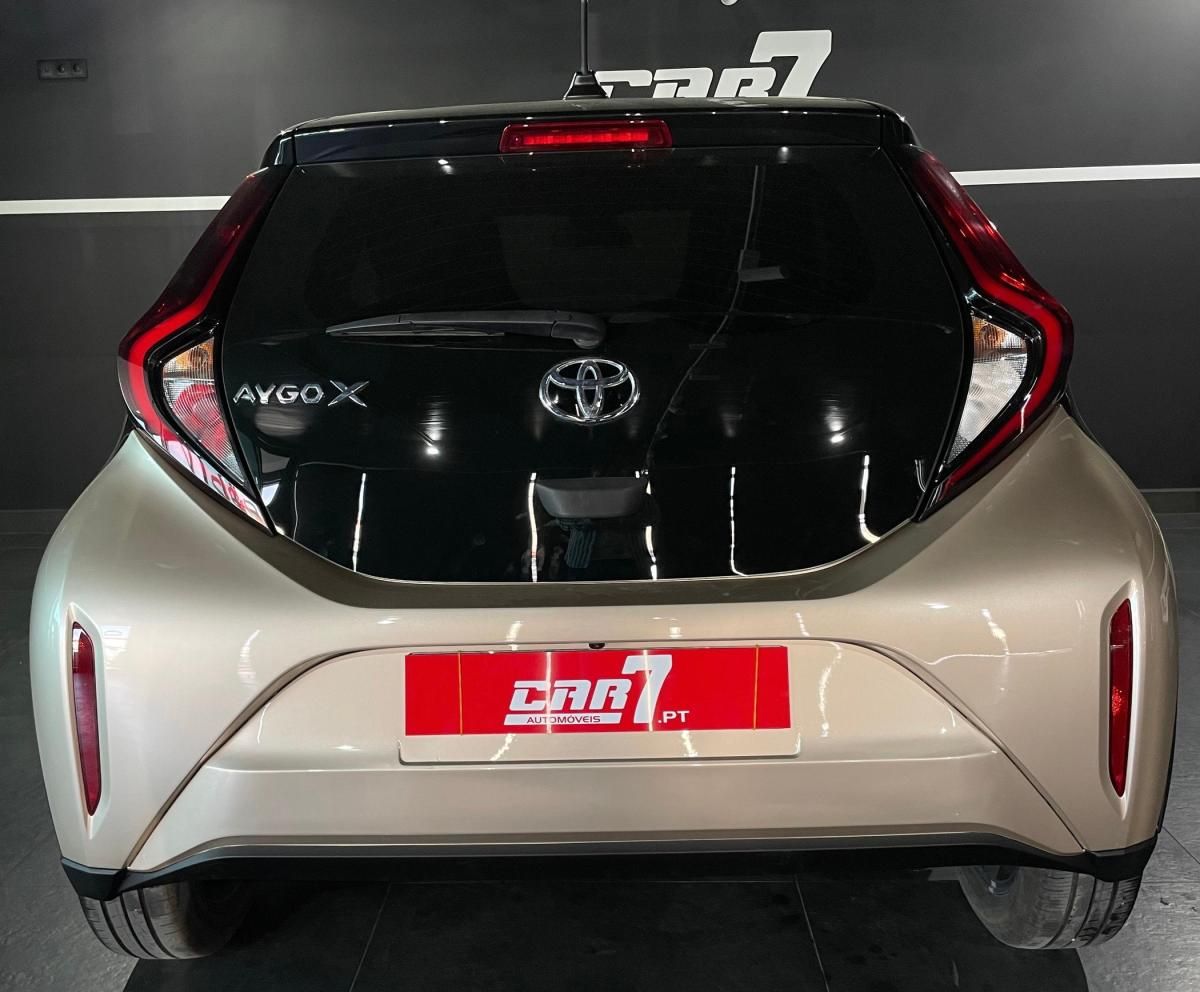 toyota-aygo-x-2025-gasolina-998cc