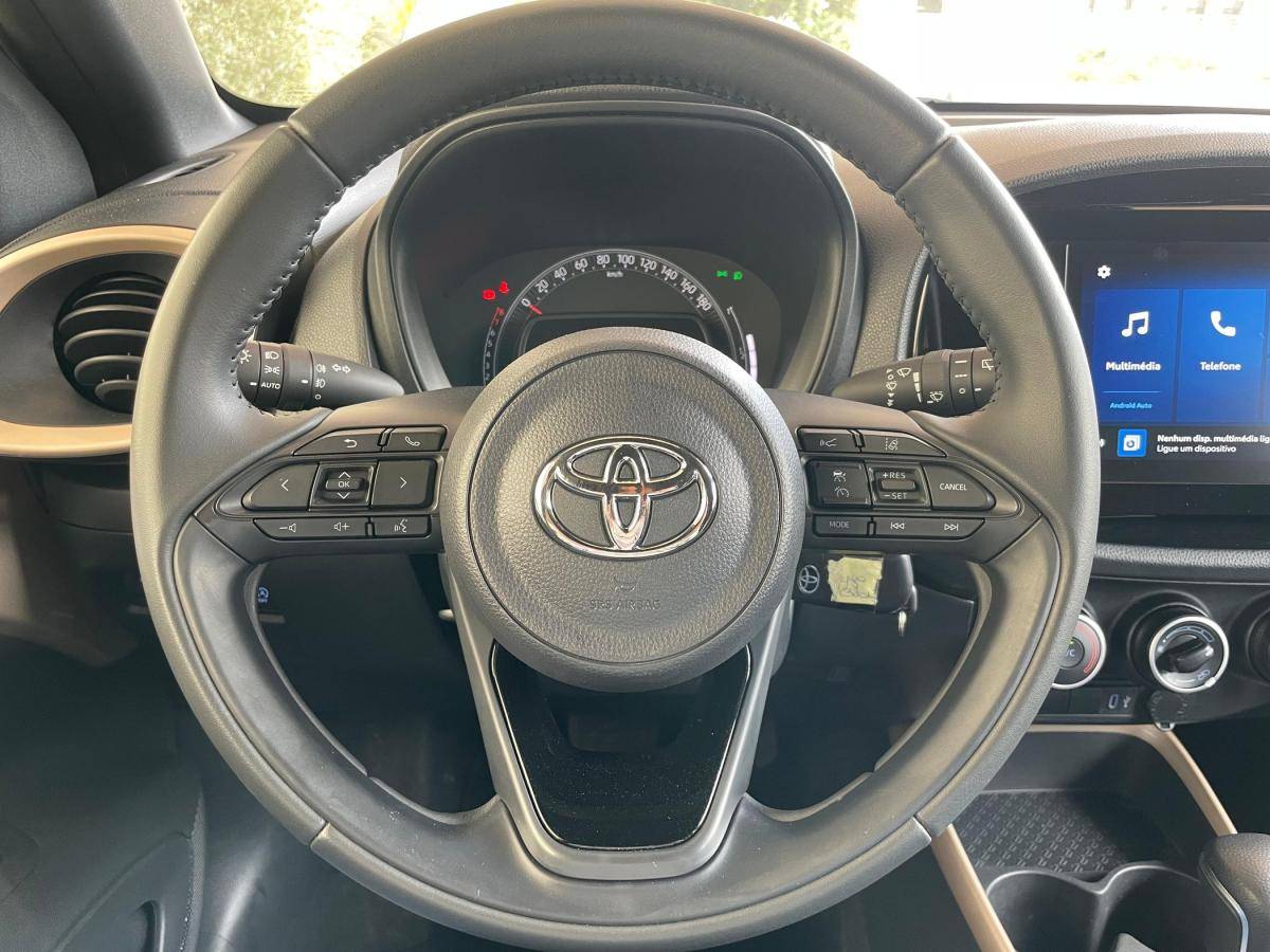 toyota-aygo-x-2025-gasolina-998cc