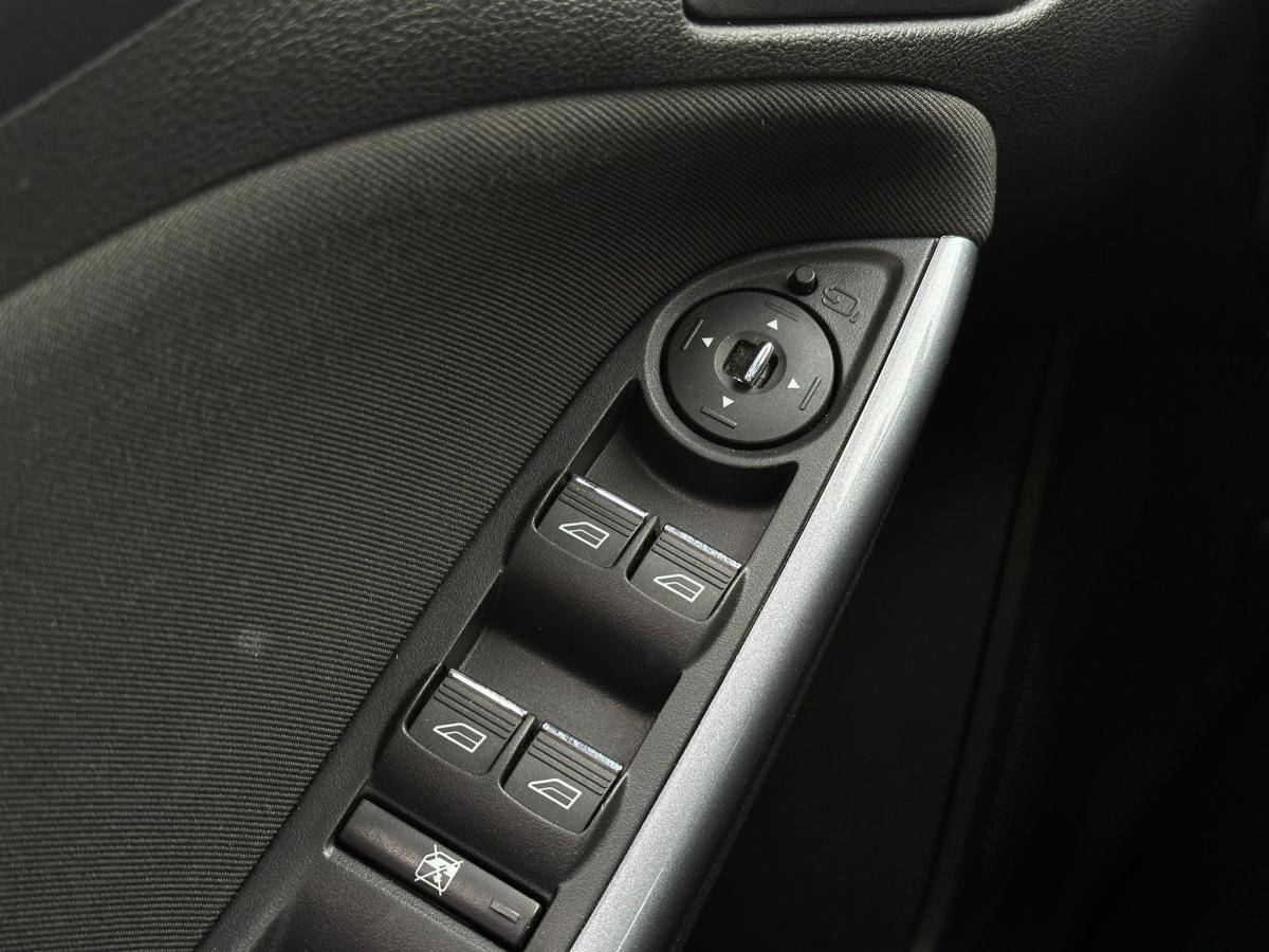 ford-focus-sw-2014-gasolina-998cc