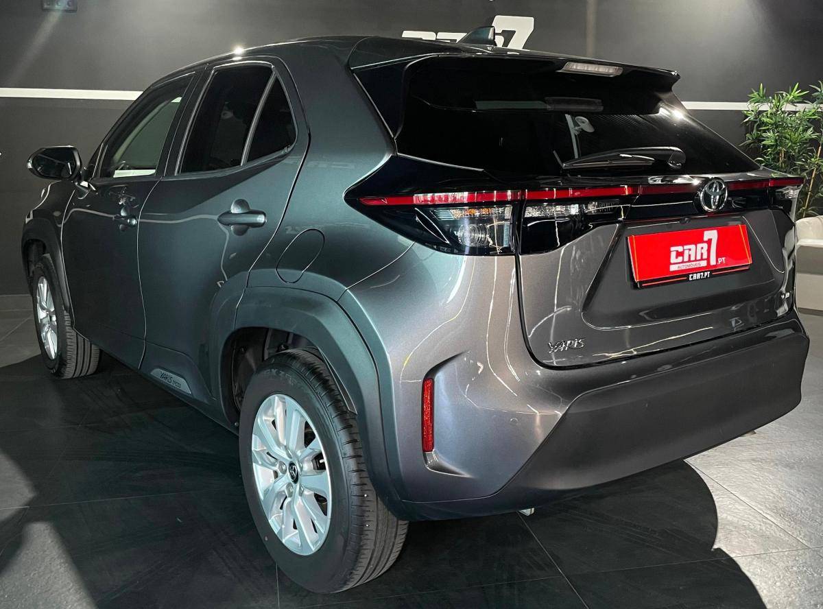 toyota-yaris-cross-2025-hibrido-a-gasolina-1490cc