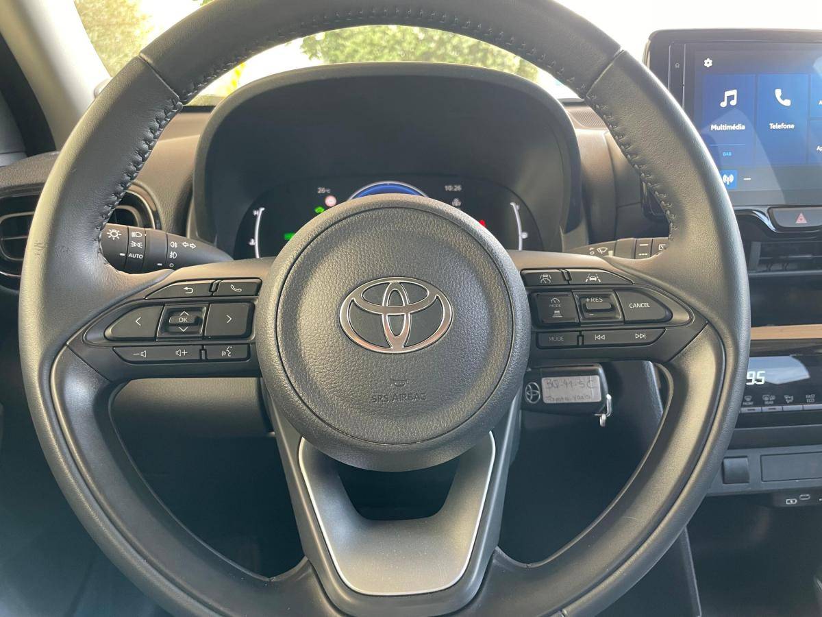 toyota-yaris-cross-2025-hibrido-a-gasolina-1490cc
