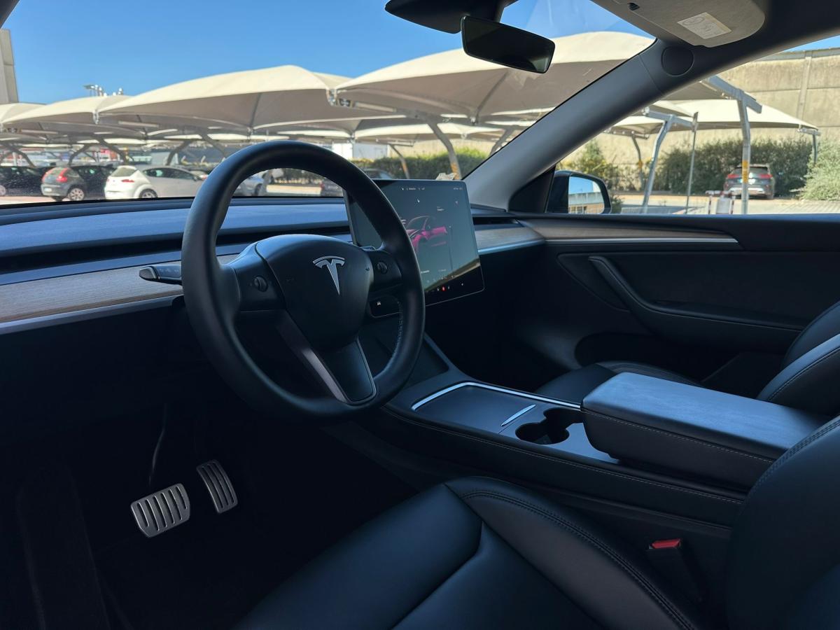 tesla-model-y-2022-eletrico-500cc