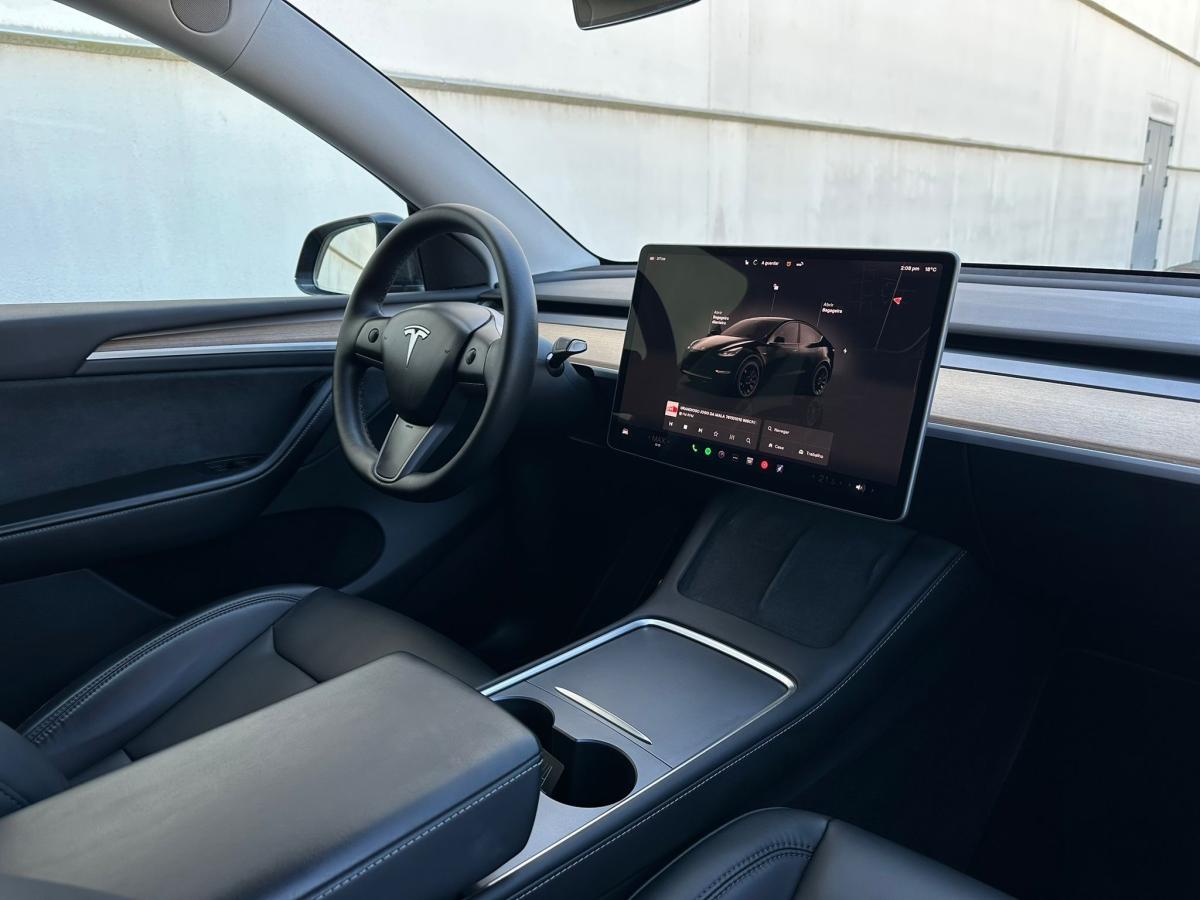 tesla-model-y-2022-eletrico-500cc
