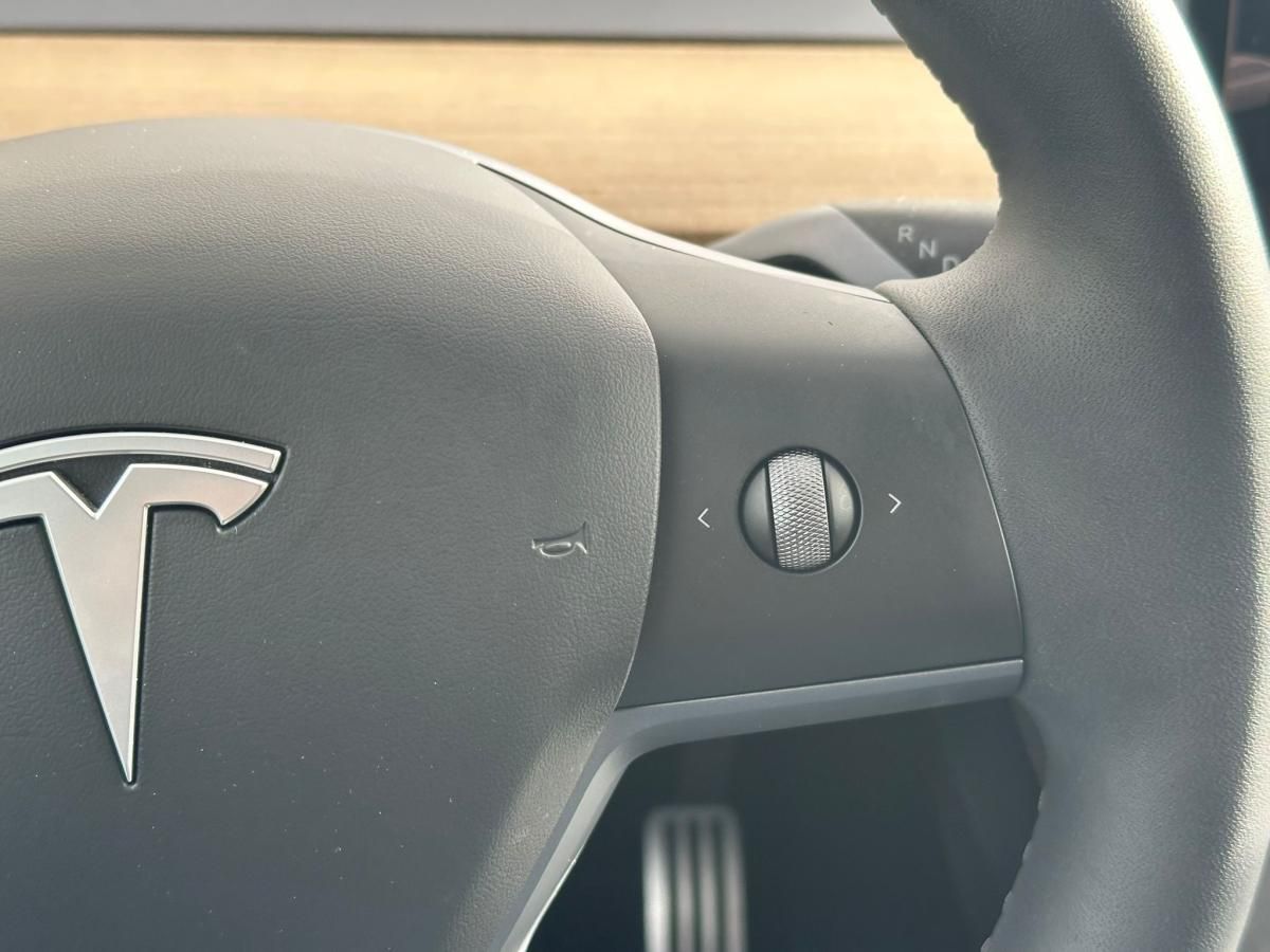 tesla-model-y-2020-eletrico-500cc