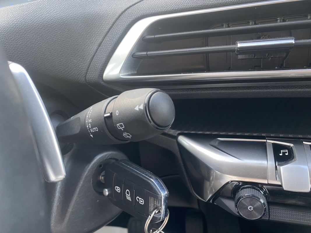 peugeot-5008-2020-diesel-1499cc