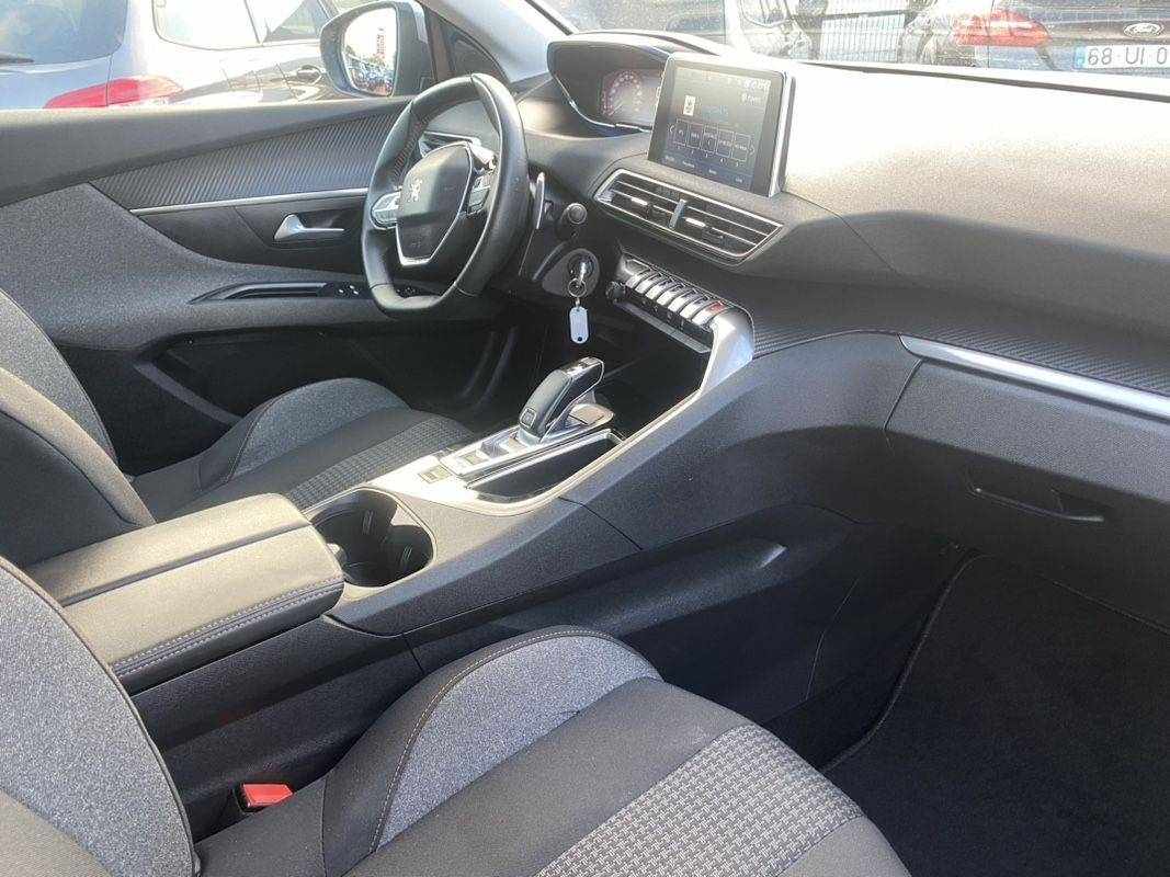 peugeot-5008-2020-diesel-1499cc