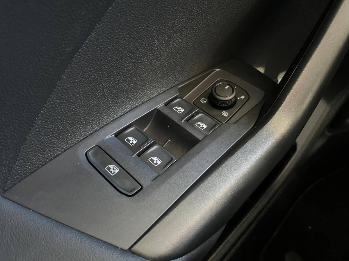 volkswagen-t-cross-2025-gasolina-999cc