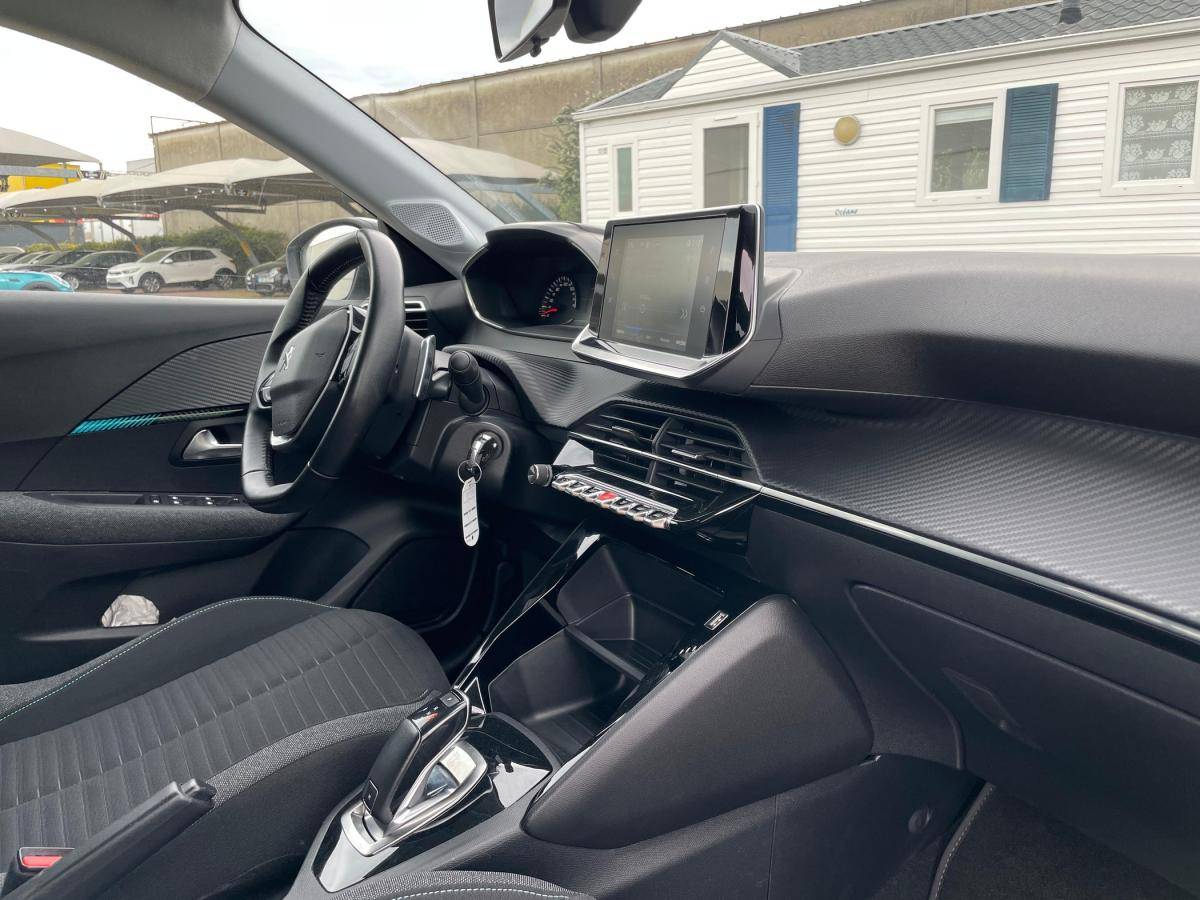 peugeot-208-2021-gasolina-1199cc