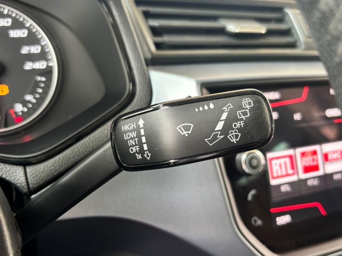 seat-arona-2019-gasolina-999cc