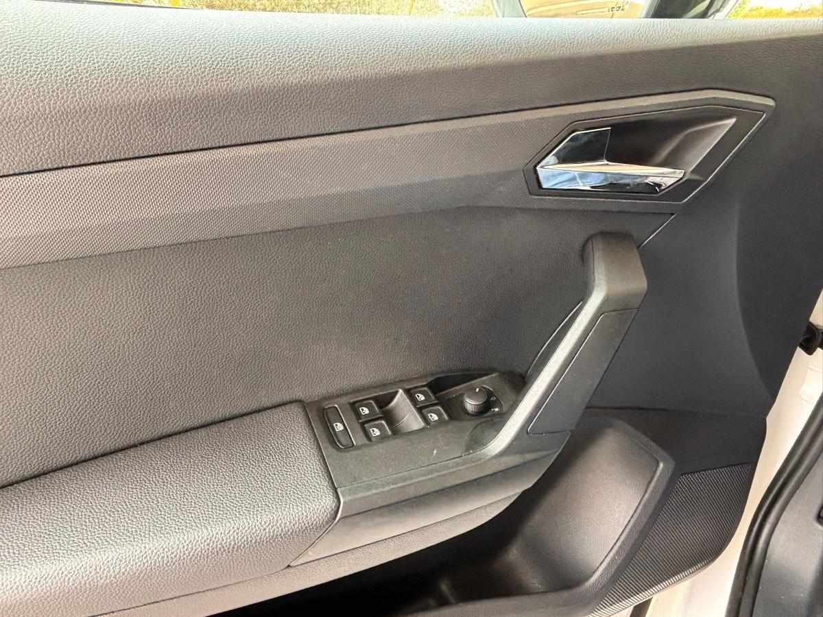 seat-arona-2019-gasolina-999cc