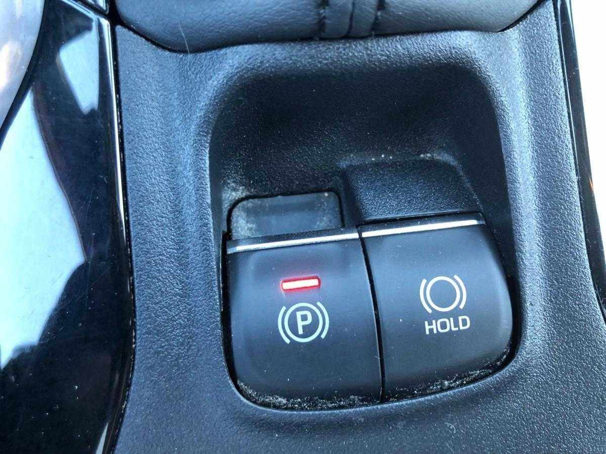 toyota-corolla-2021-hibrido-a-gasolina-1798cc