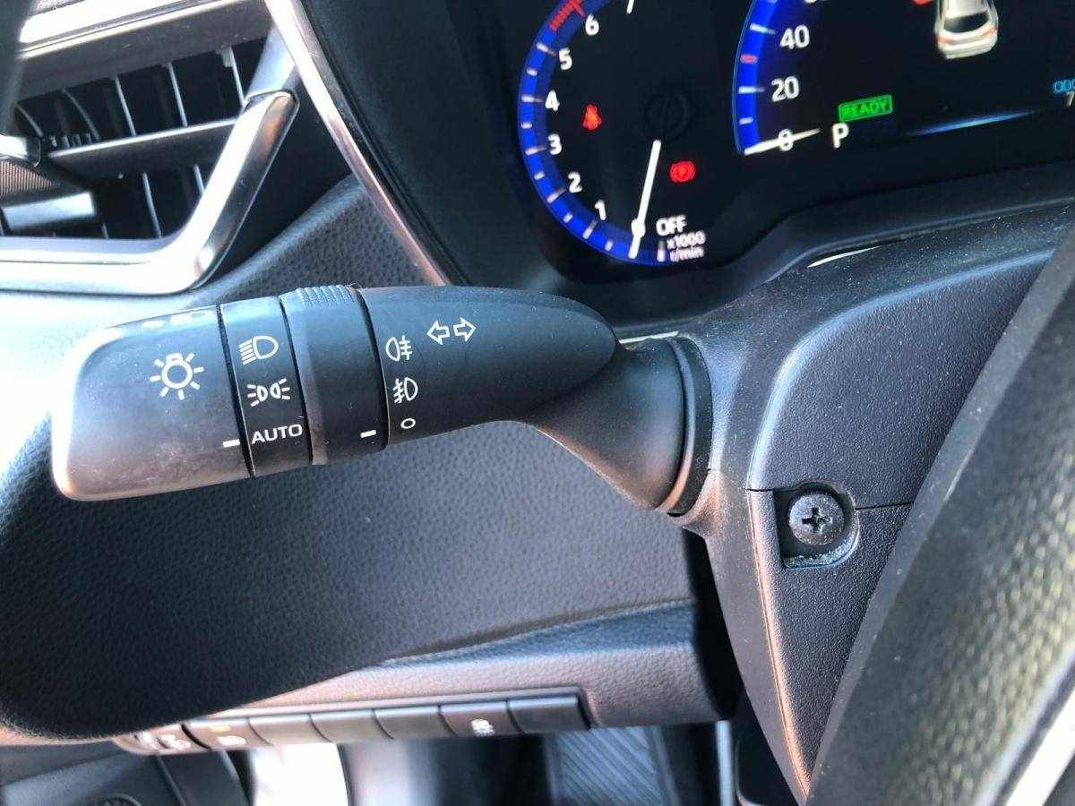 toyota-corolla-2021-hibrido-a-gasolina-1798cc