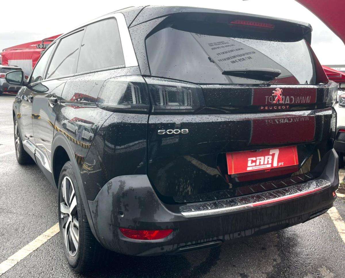 peugeot-5008-2021-diesel-1499cc