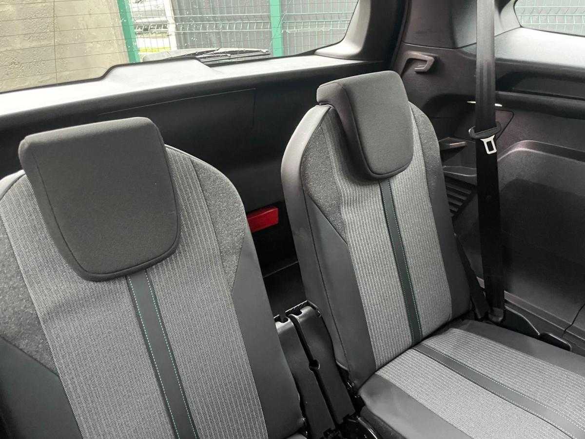 peugeot-5008-2021-diesel-1499cc