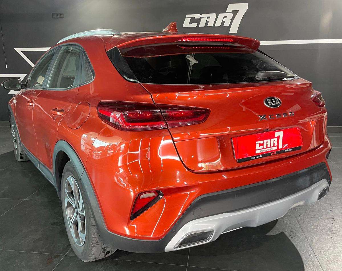 kia-xceed-2021-gasolina-998cc