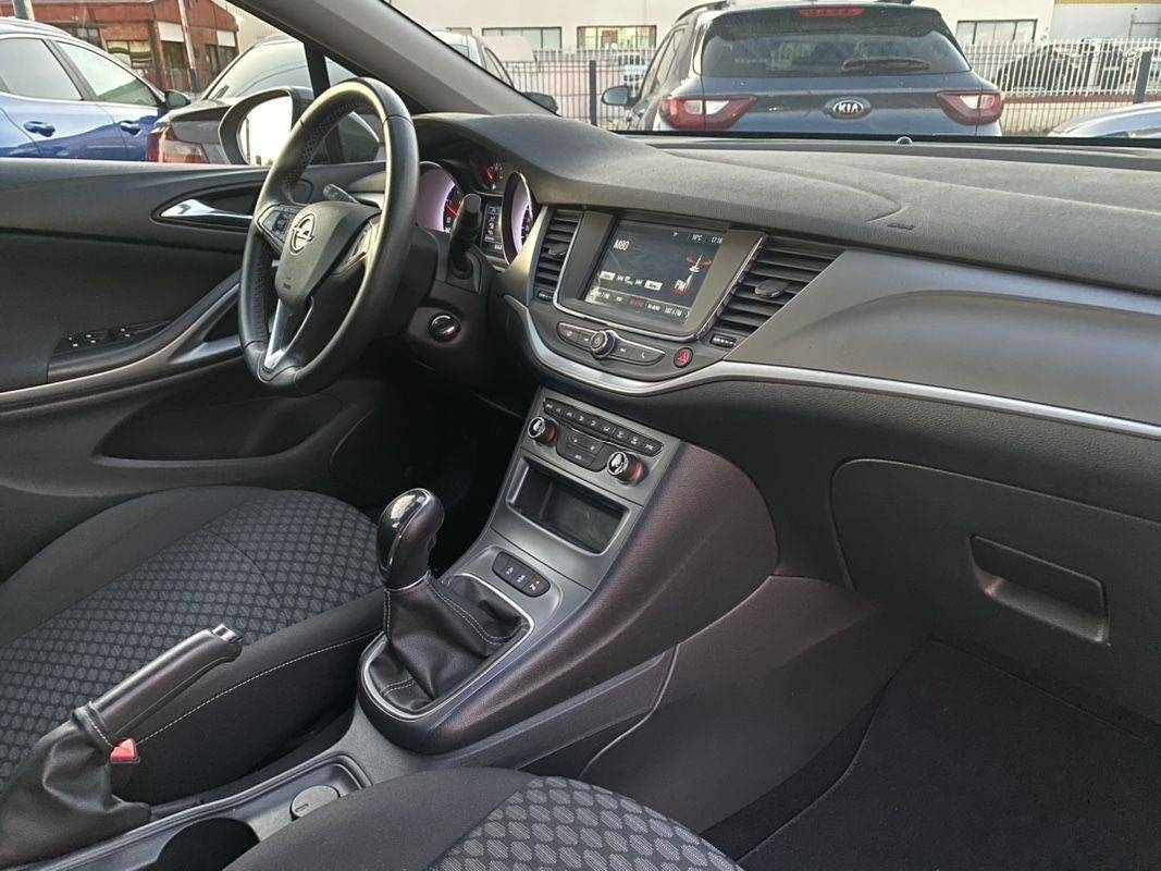 opel-astra-sport-tourer-2019-diesel-1598cc