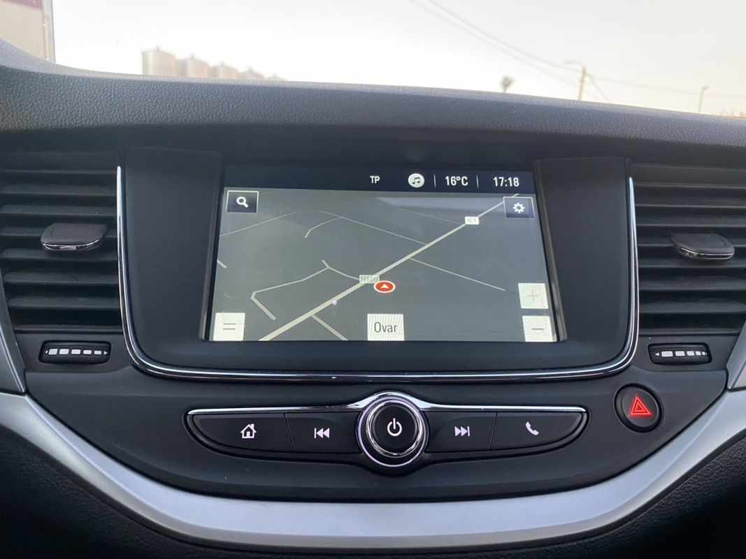 opel-astra-sport-tourer-2019-diesel-1598cc