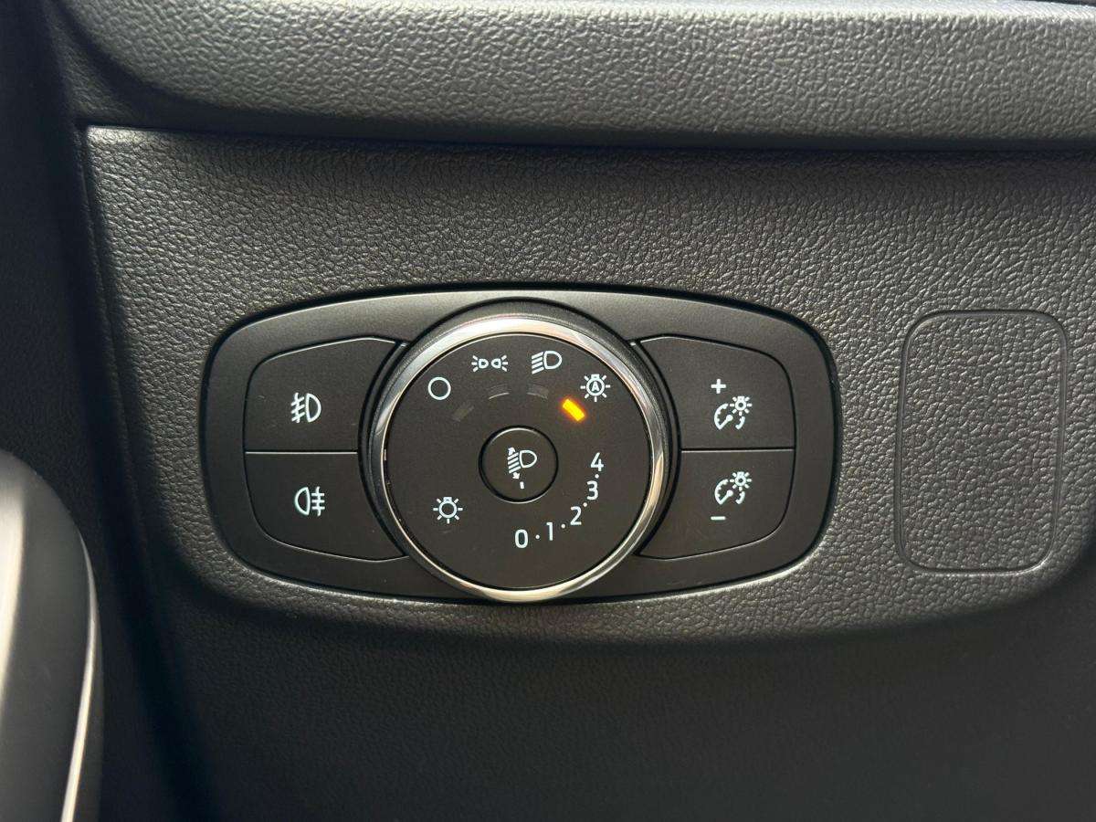 ford-focus-2022-gasolina-998cc