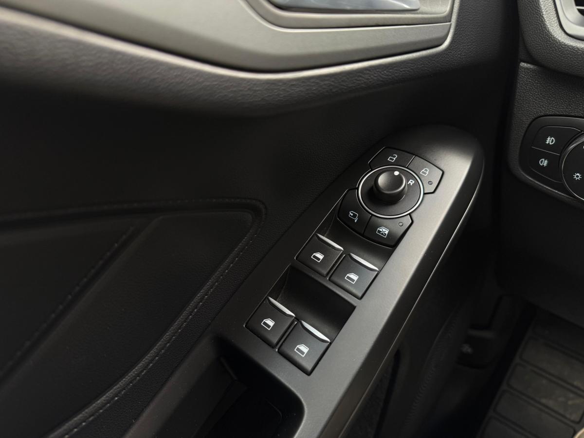 ford-focus-2022-gasolina-998cc