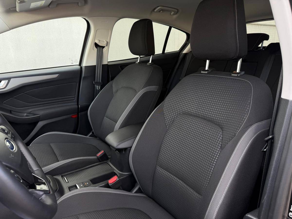 ford-focus-2022-gasolina-998cc