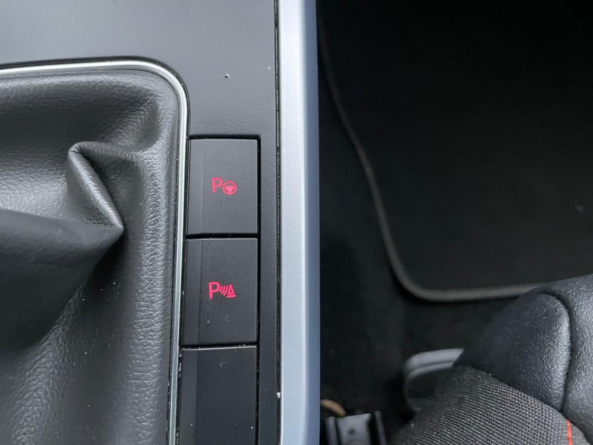 seat-arona-2023-gasolina-999cc