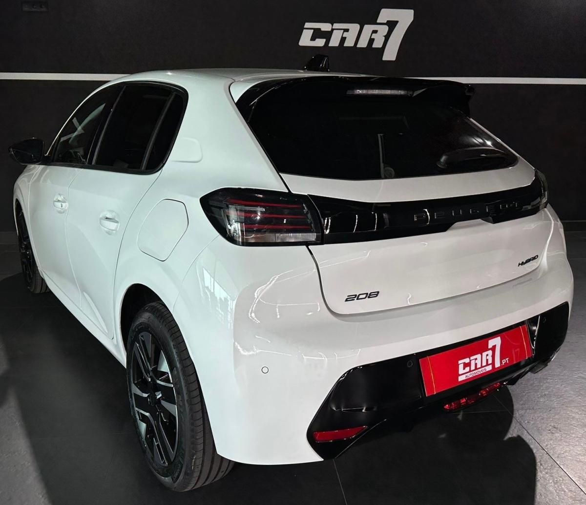peugeot-208-2025-gasolina-1199cc