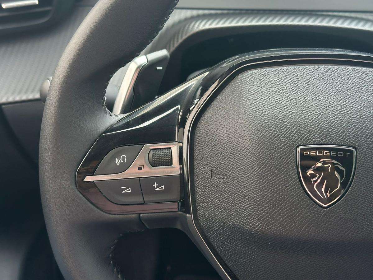 peugeot-208-2025-gasolina-1199cc
