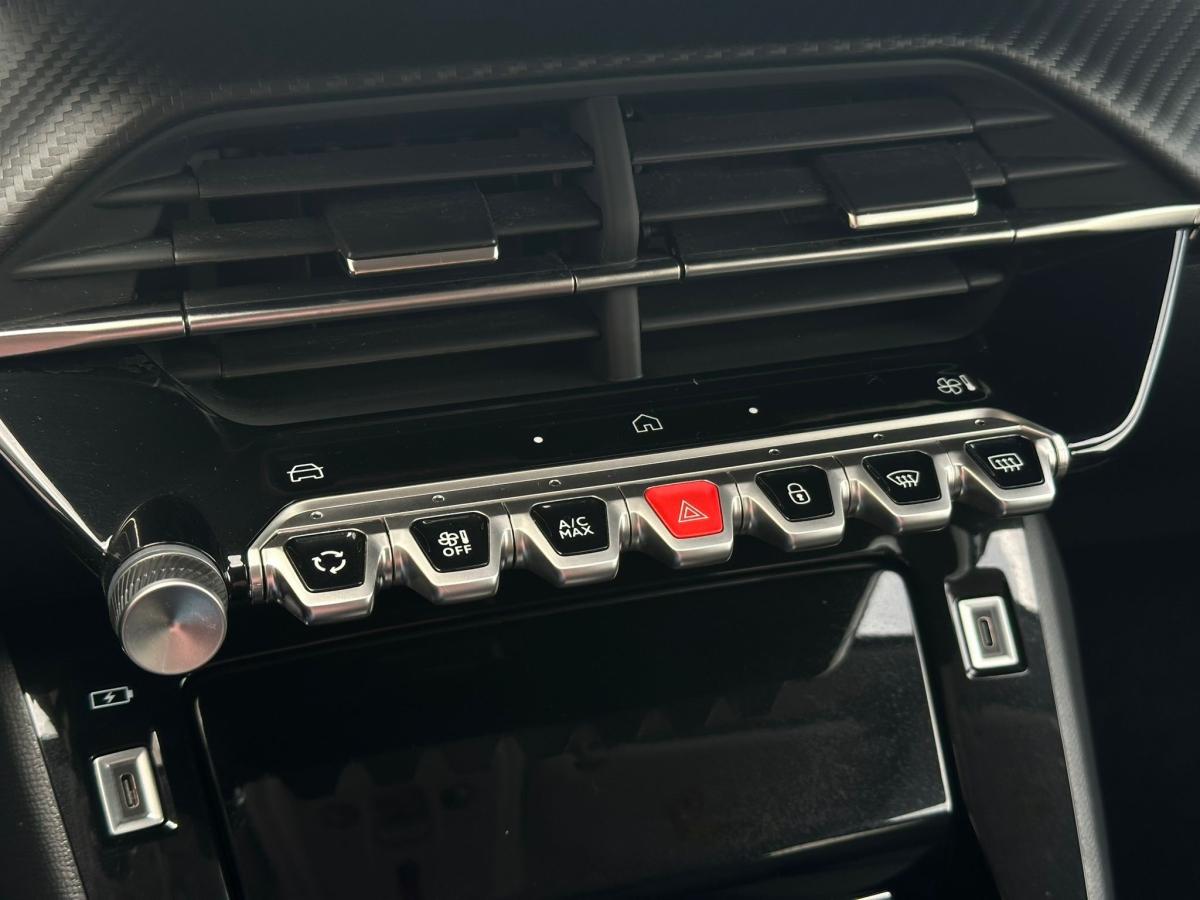 peugeot-208-2025-gasolina-1199cc
