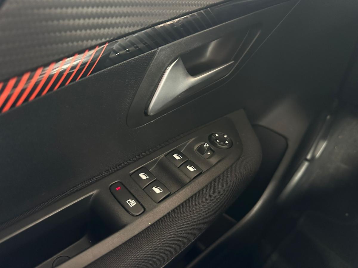 peugeot-208-2022-gasolina-1199cc